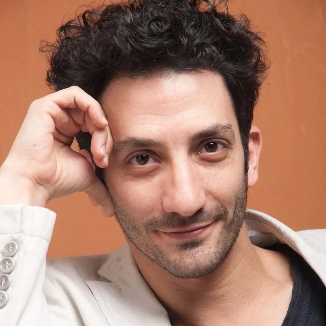 خوآن مینوخین