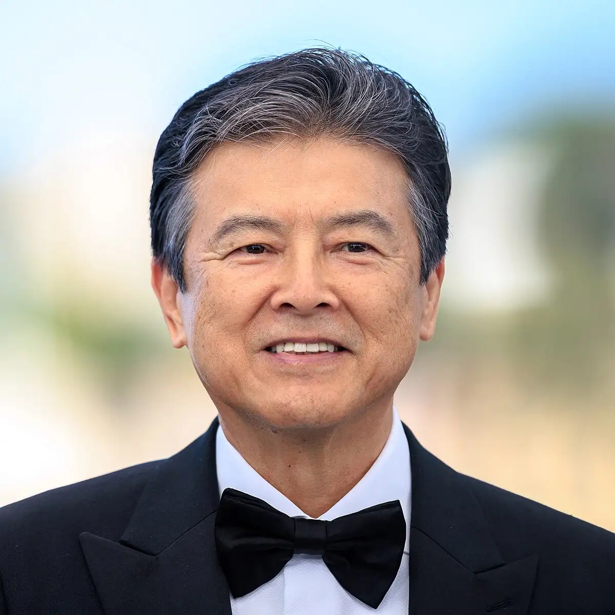 توموکازو میورا