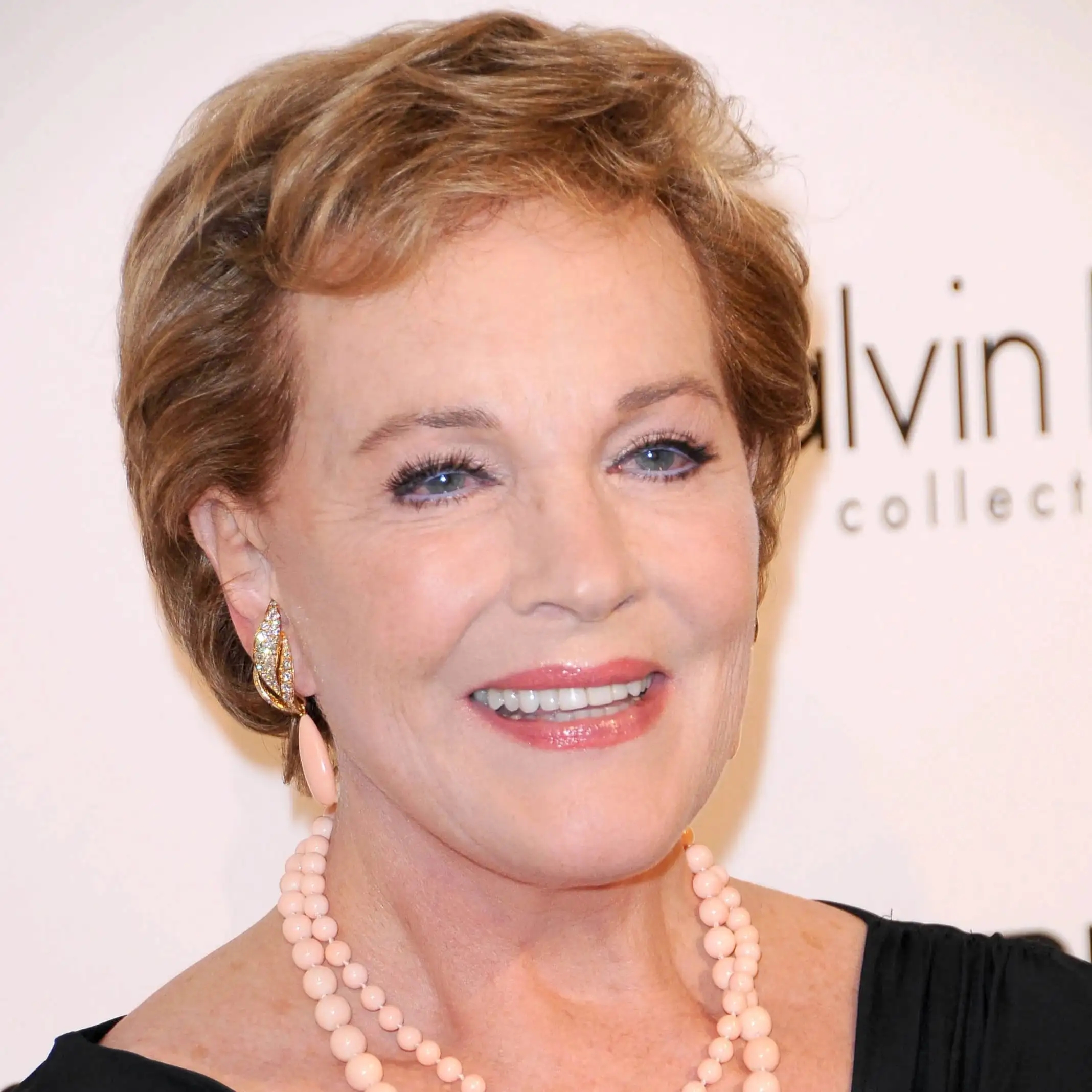 جولی اندروز