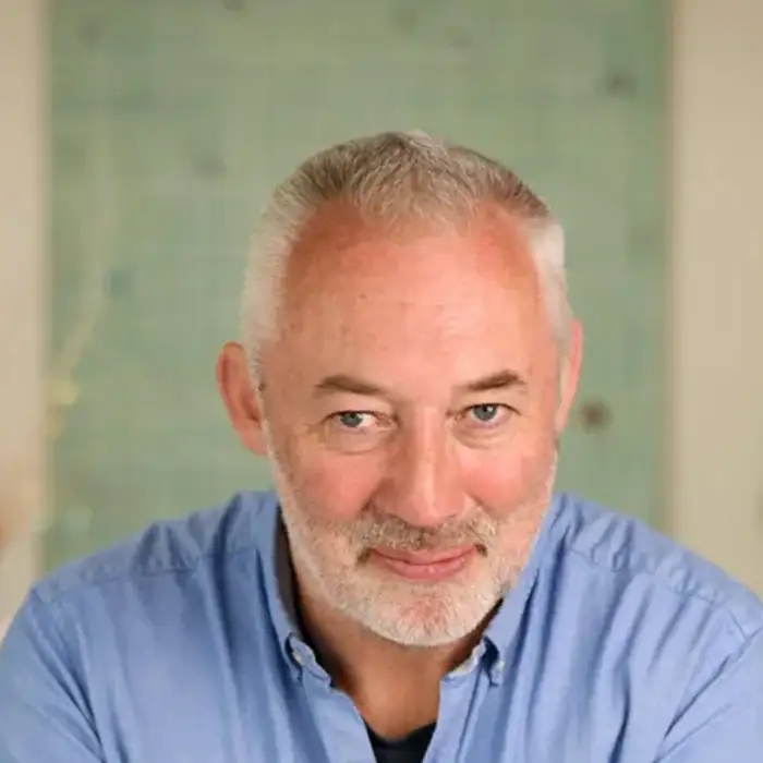 پیتر مک کینا