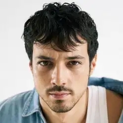 مرت یازیجی اوغلو