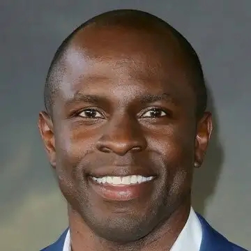 بنگا آکینابه