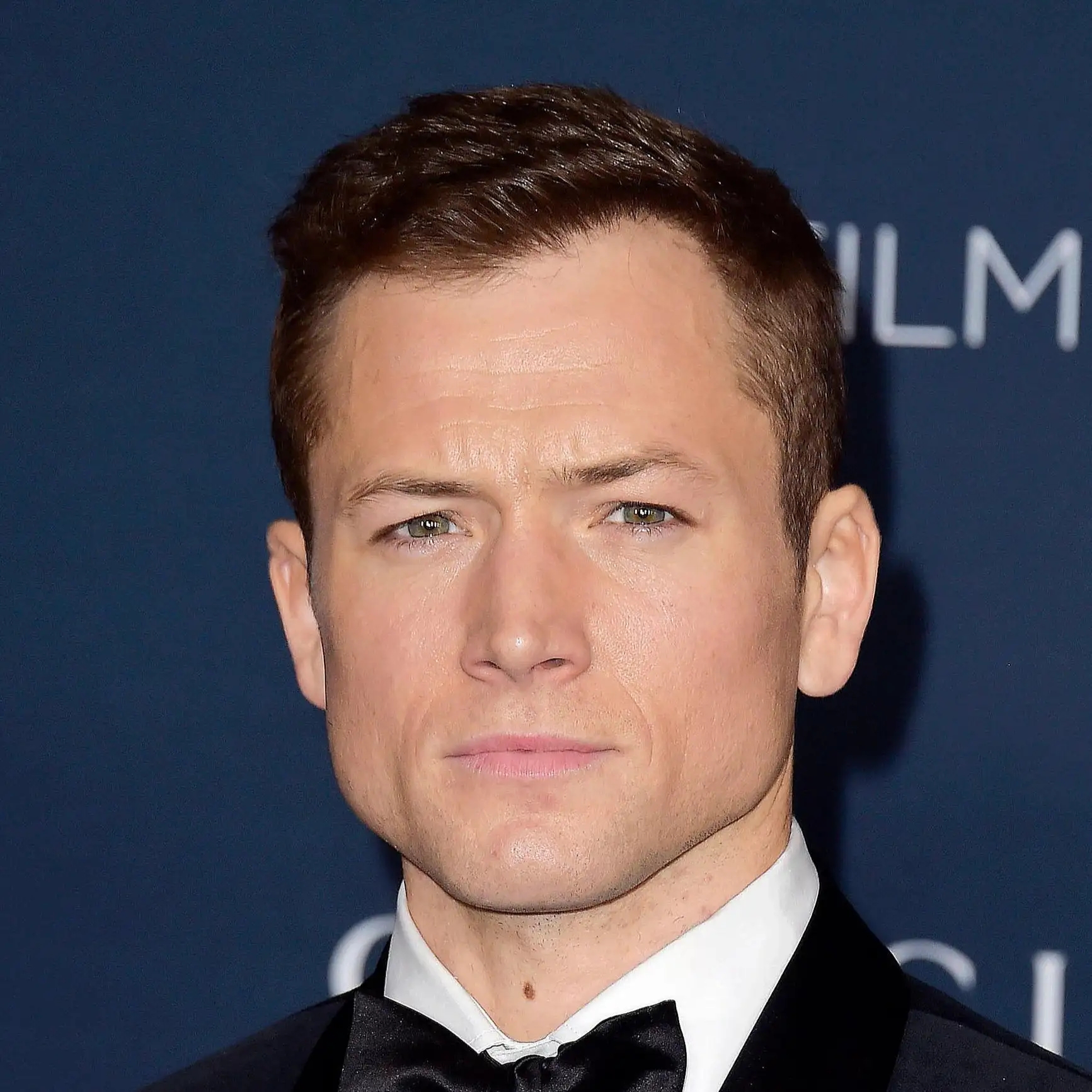 تارون اجرتون